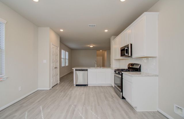 8411 Beacon Bay Circle, Baytown, TX 77523