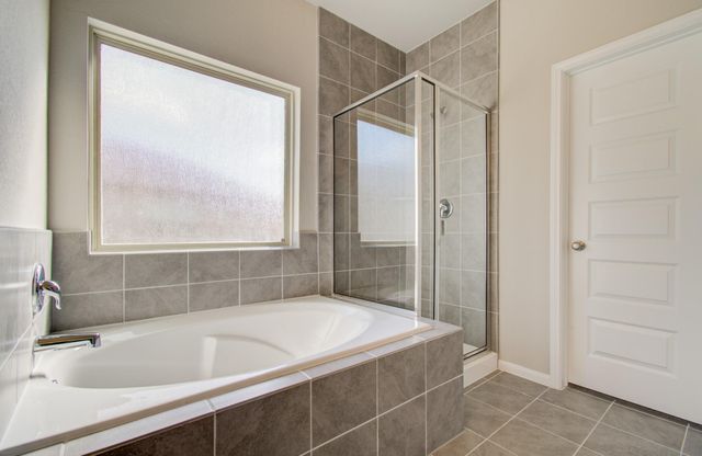 8411 Beacon Bay Circle, Baytown, TX 77523