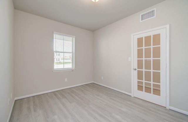 8411 Beacon Bay Circle, Baytown, TX 77523