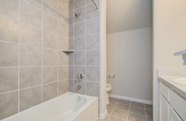 8411 Beacon Bay Circle, Baytown, TX 77523