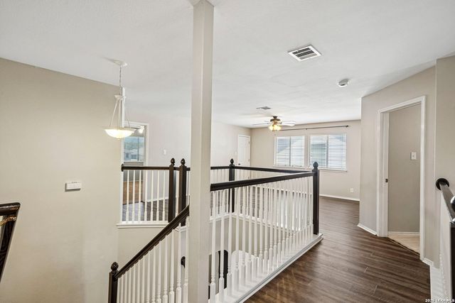 315 Hollow Grove, San Antonio, TX 78253