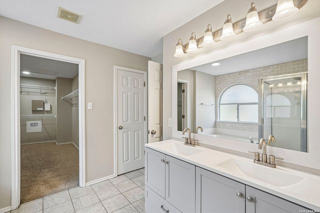 315 Hollow Grove, San Antonio, TX 78253
