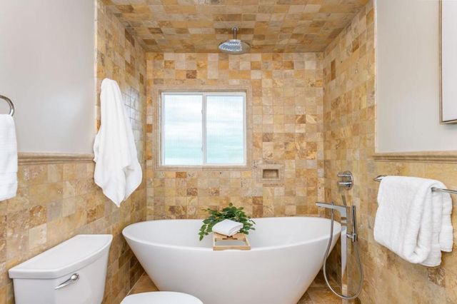1883 Parrott Drive, San Mateo, CA 94402