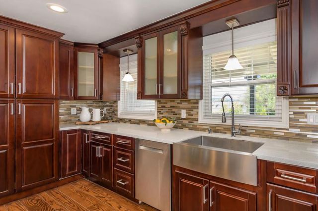 1883 Parrott Drive, San Mateo, CA 94402