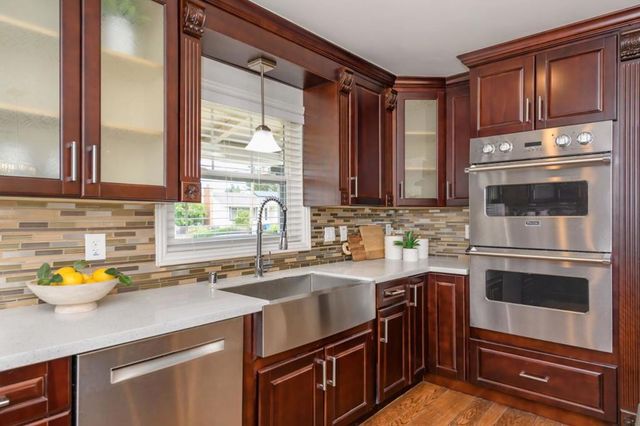 1883 Parrott Drive, San Mateo, CA 94402