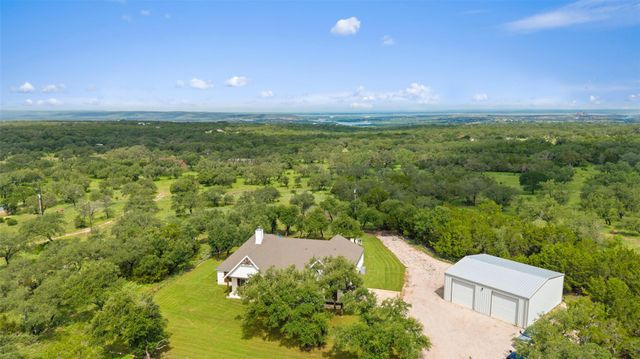 210 Levon LN, Burnet, TX 78611