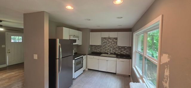 42 Shady Lane, Spartanburg, SC 29302
