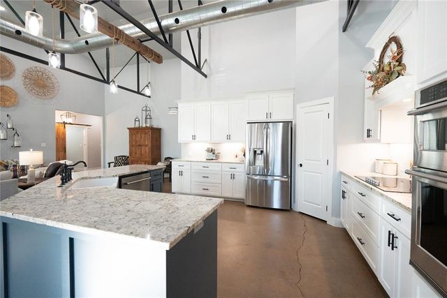 14001 Kelly Drive, Noble, OK 73068