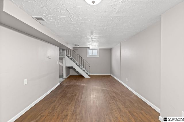 4201 Mayberry Street, Omaha, NE 68105