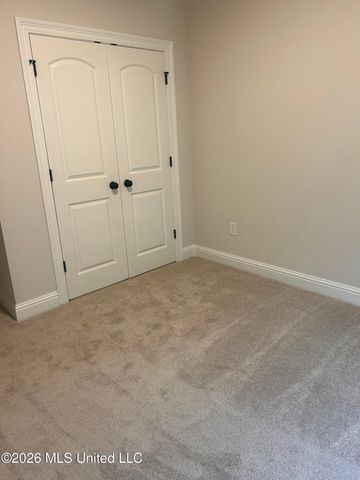 7719 Claymont Circle, Ocean Springs, MS 39564