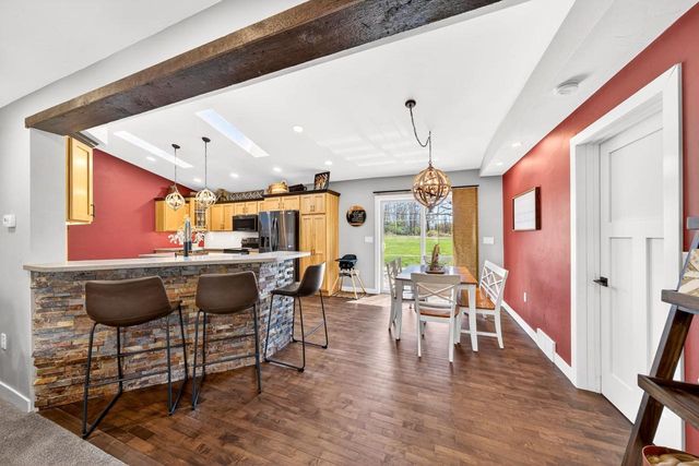 8783 COUNTY RD K, Omro, WI 54963