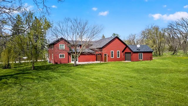 8783 COUNTY RD K, Omro, WI 54963
