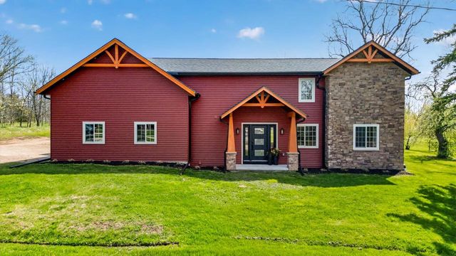 8783 COUNTY RD K, Omro, WI 54963
