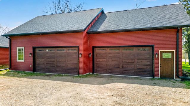 8783 COUNTY RD K, Omro, WI 54963