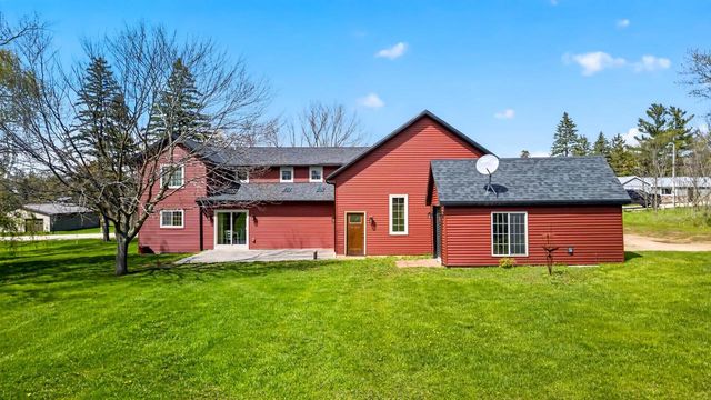 8783 COUNTY RD K, Omro, WI 54963