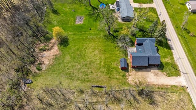 8783 COUNTY RD K, Omro, WI 54963