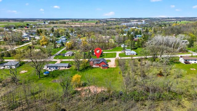 8783 COUNTY RD K, Omro, WI 54963