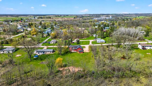 8783 COUNTY RD K, Omro, WI 54963