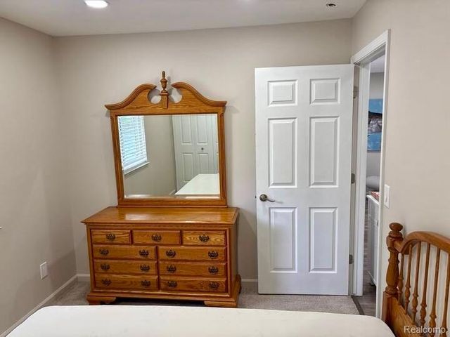 132 Maudlin Street, Novi, MI 48377