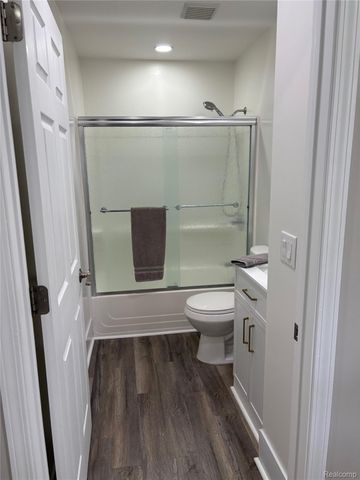 132 Maudlin Street, Novi, MI 48377