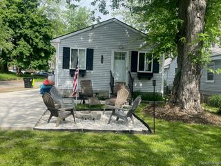 132 Maudlin Street, Novi, MI 48377
