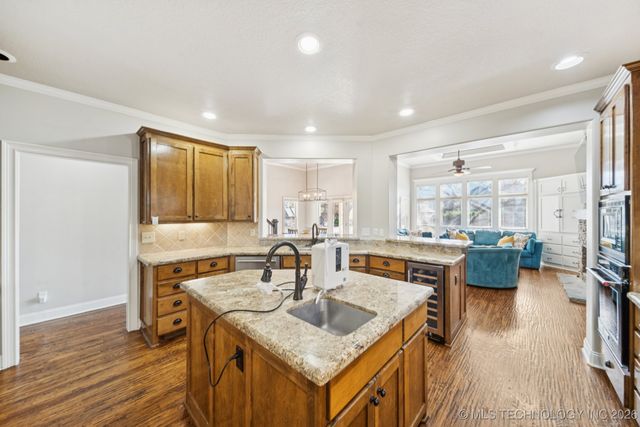 6510 E 83rd Place, Tulsa, OK 74133