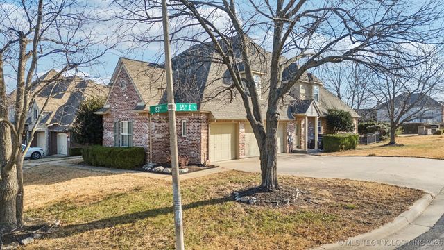 6510 E 83rd Place, Tulsa, OK 74133