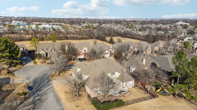 6510 E 83rd Place, Tulsa, OK 74133