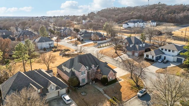 6510 E 83rd Place, Tulsa, OK 74133