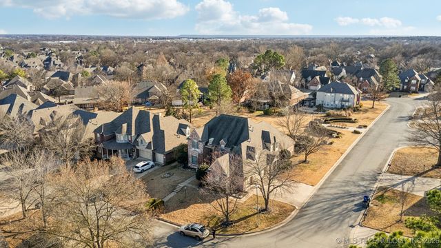 6510 E 83rd Place, Tulsa, OK 74133