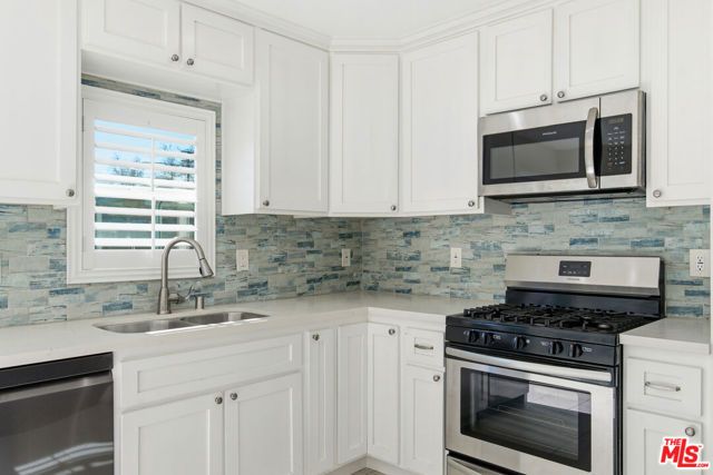 6912 Henrilee Street, Lakewood, CA 90713