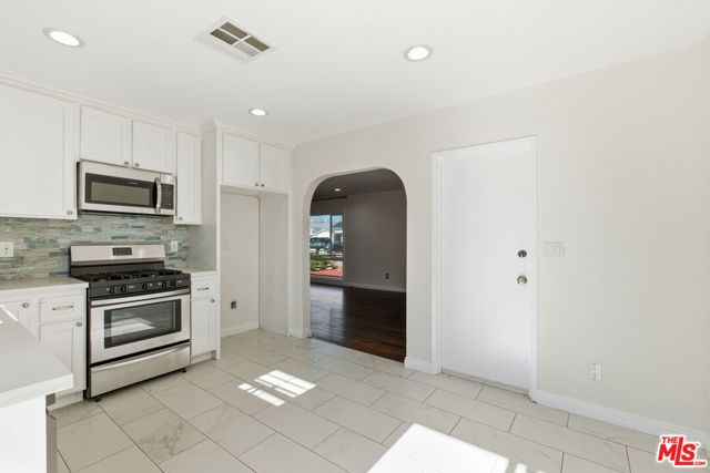 6912 Henrilee Street, Lakewood, CA 90713