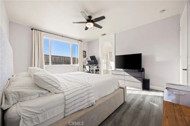 15592 Red Oak, Victorville, CA 92394