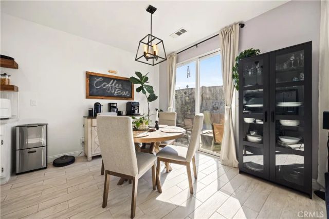 15592 Red Oak, Victorville, CA 92394
