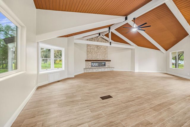 31191 Rd 160 160, Visalia, CA 93292