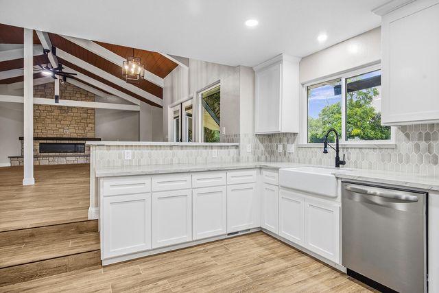 31191 Rd 160 160, Visalia, CA 93292