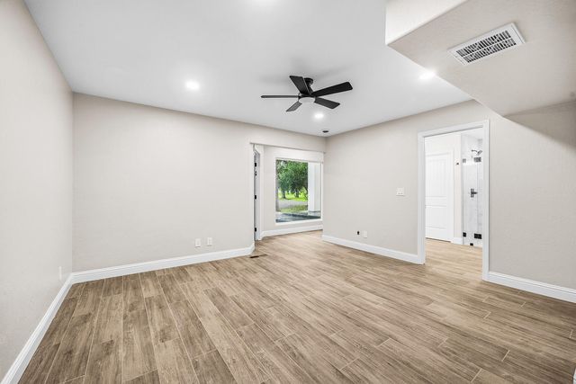 31191 Rd 160 160, Visalia, CA 93292