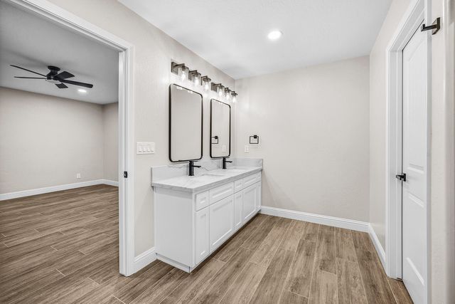 31191 Rd 160 160, Visalia, CA 93292