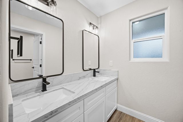 31191 Rd 160 160, Visalia, CA 93292