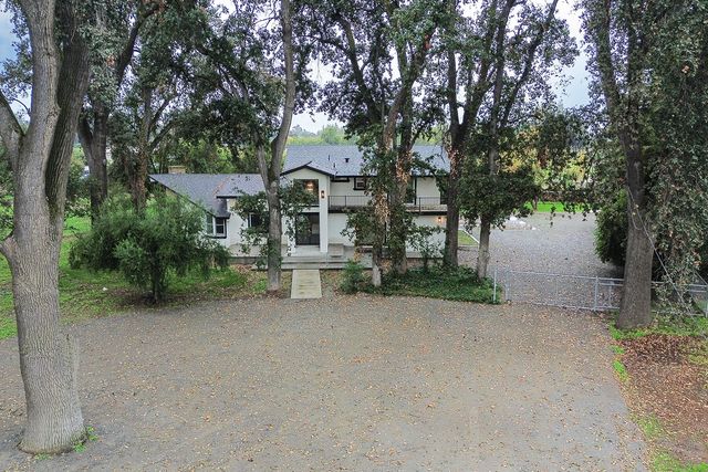 31191 Rd 160 160, Visalia, CA 93292