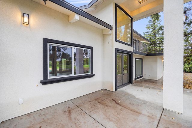 31191 Rd 160 160, Visalia, CA 93292