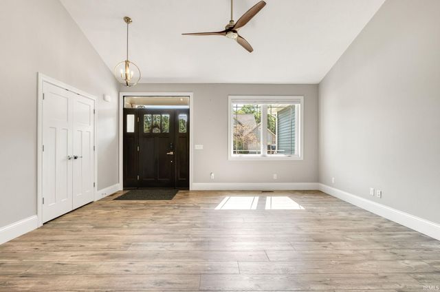 53667 Terre Verde Hills Court, South Bend, IN 46628