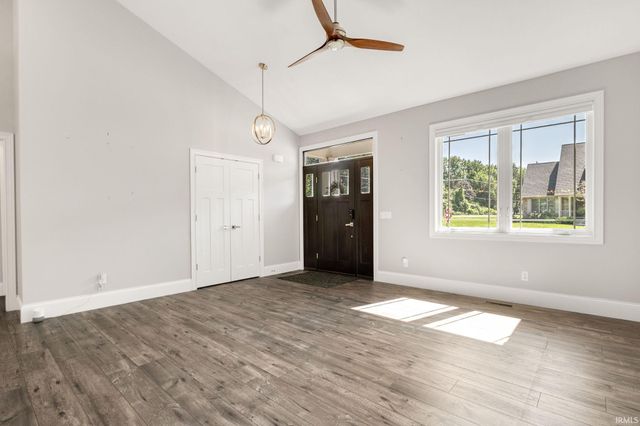 53667 Terre Verde Hills Court, South Bend, IN 46628