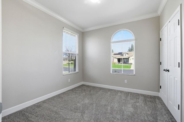 2119 Greenhorn Creek Cir, Plumas Lake, CA 95961