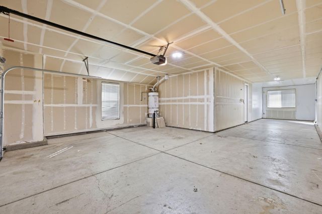 2119 Greenhorn Creek Cir, Plumas Lake, CA 95961