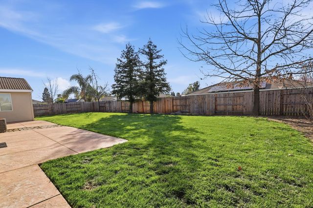 2119 Greenhorn Creek Cir, Plumas Lake, CA 95961