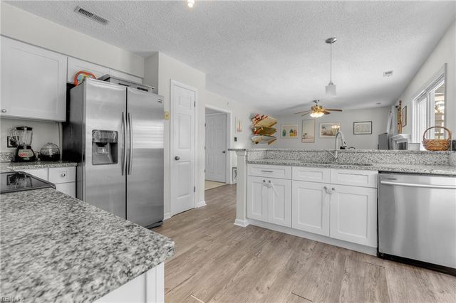 901 Chaka CT, Virginia Beach, VA 23454