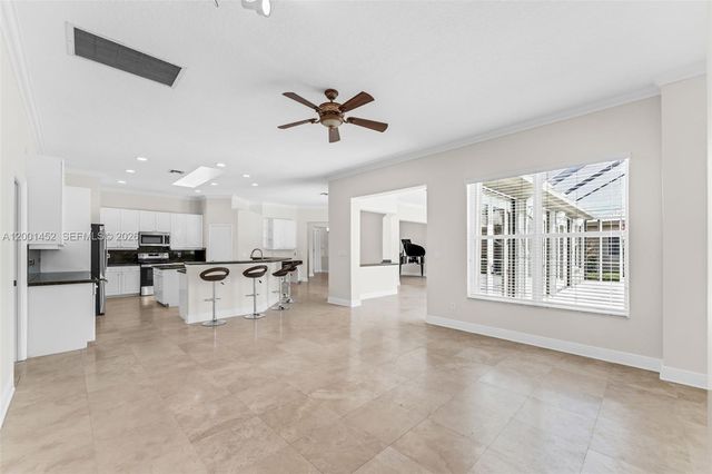 2625 Fairways Dr, Homestead, FL 33035