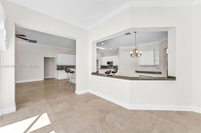 2625 Fairways Dr, Homestead, FL 33035