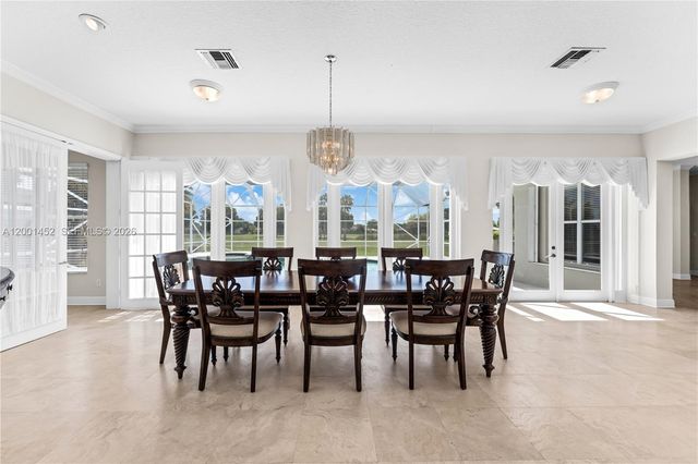 2625 Fairways Dr, Homestead, FL 33035